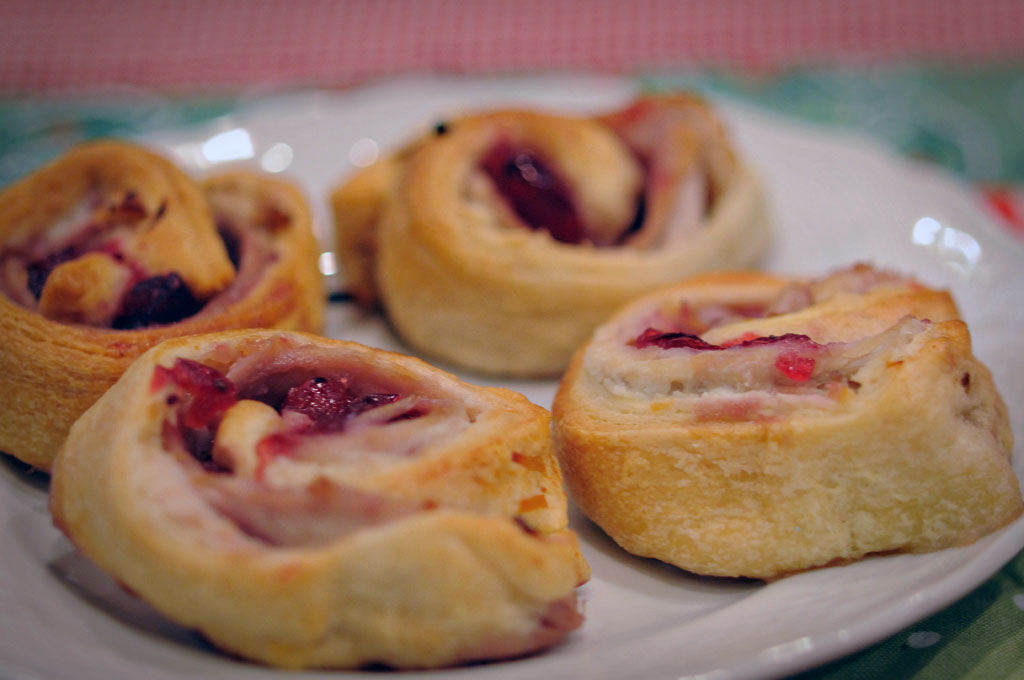 Cranberry Turkey Crescent Pinwheels