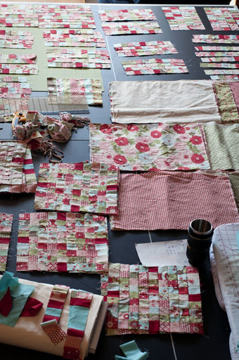 http://thimbleanna.com/images/2011/Quilting/Bliss.jpg